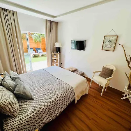 Villa Magnifique 8 Personnes Piscine 15 Min A Pied *